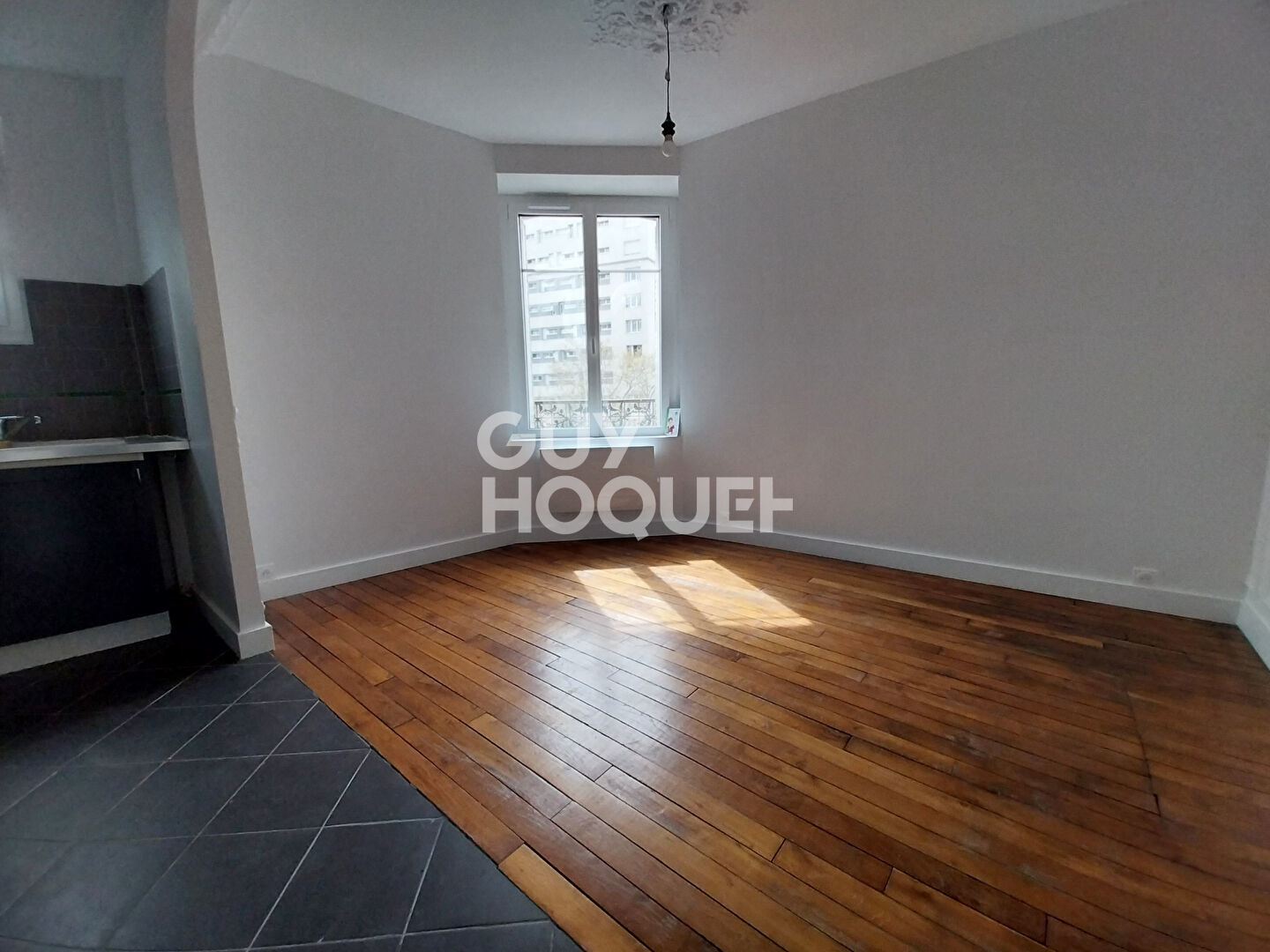 Appartement 2 pièce(s) 30 m²à louer Courbevoie