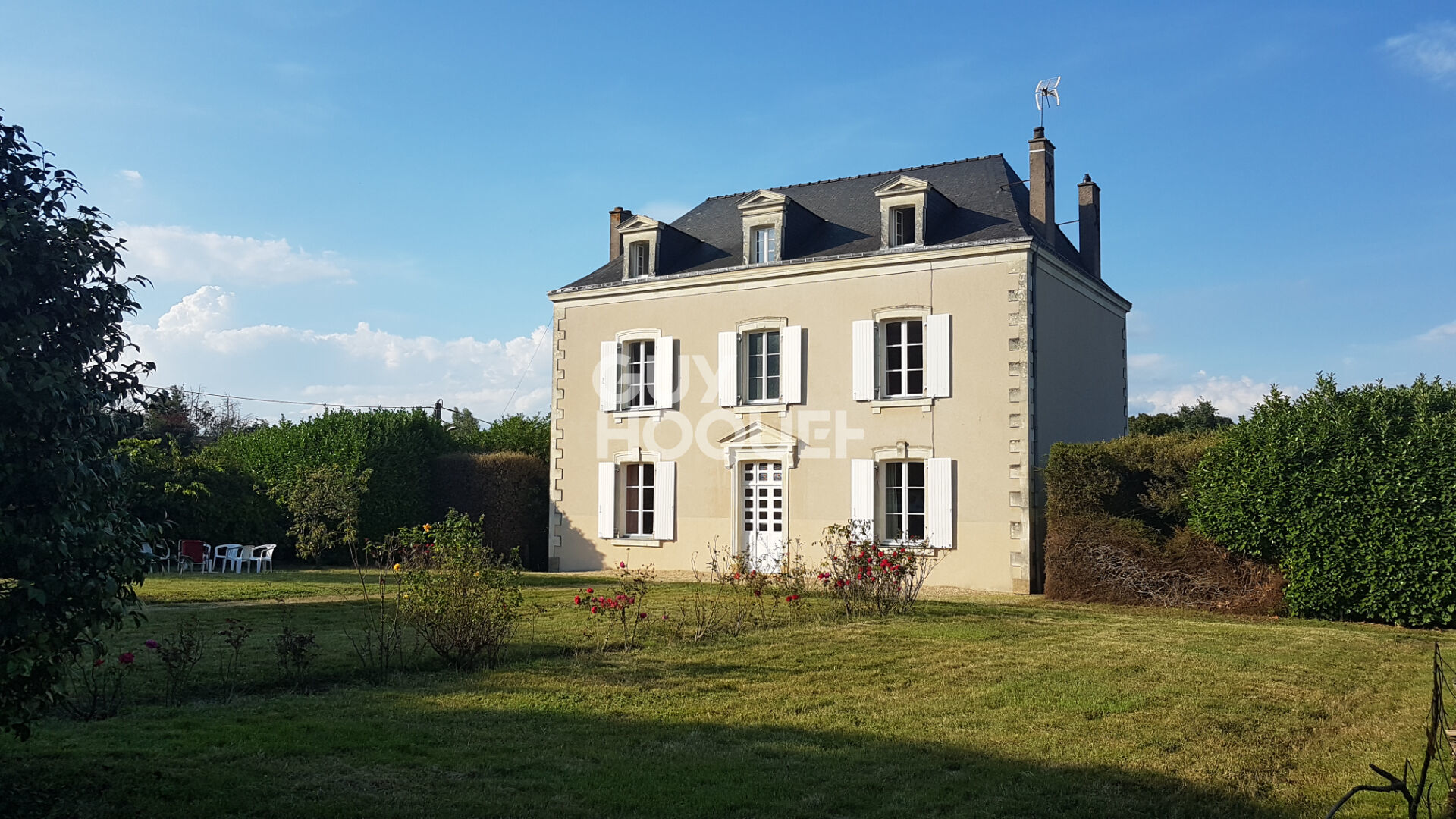 Maison 10 pièces 252 m² Château-Gontier