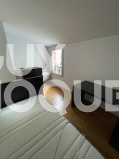 Maison a louer paris-10e-arrondissement - 5 pièce(s) - 124.75 m2 - Surfyn