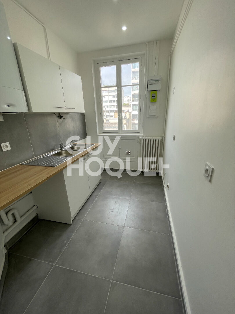 Appartement a louer  - 3 pièce(s) - 78.8 m2 - Surfyn