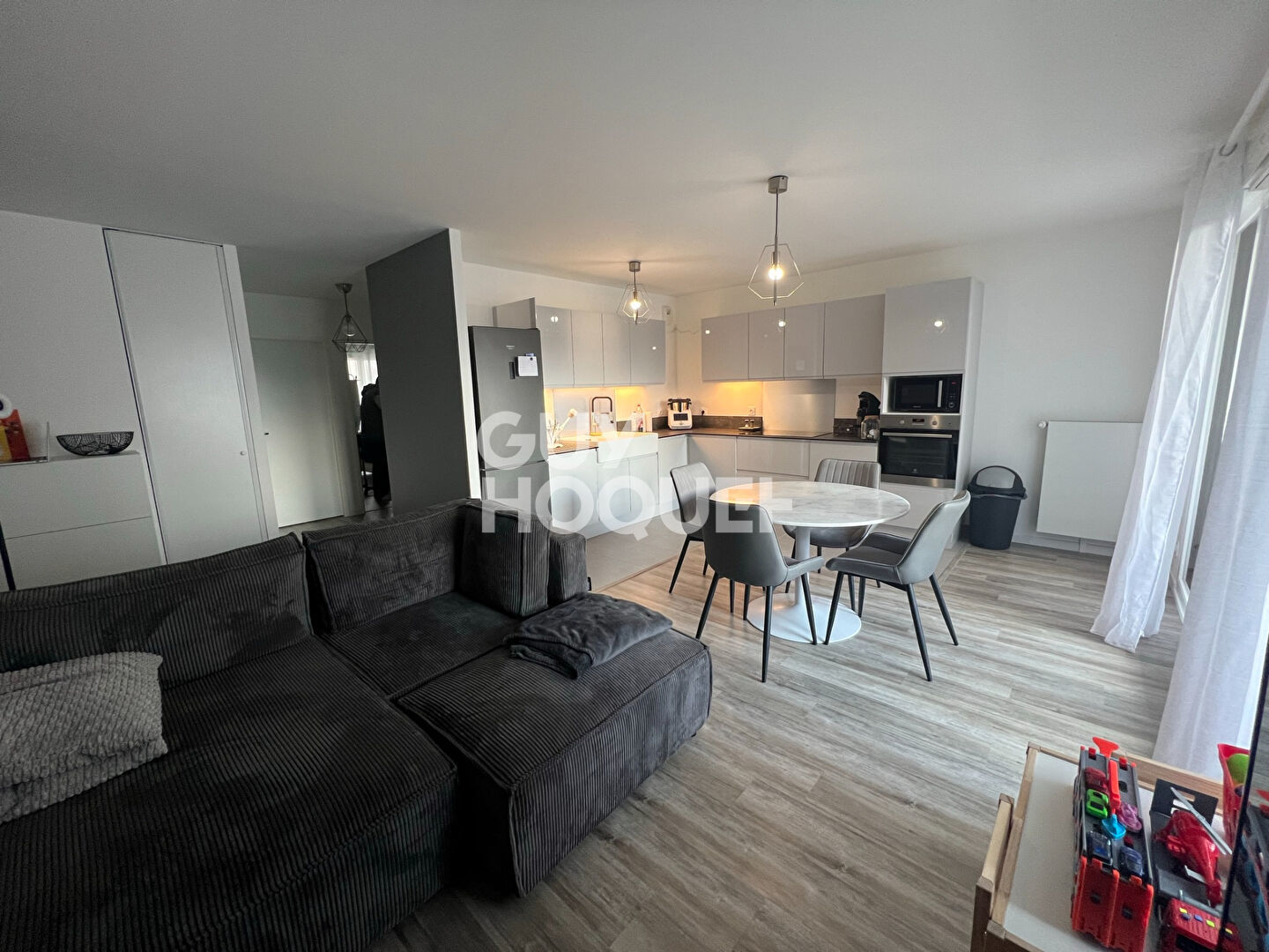 Appartement a vendre  - 3 pièce(s) - 63.6 m2 - Surfyn