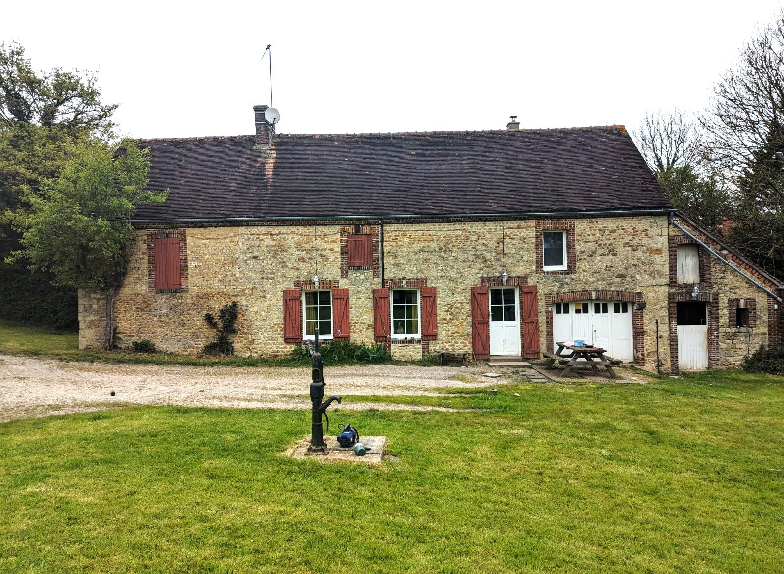 Maison 5 pièces 130 m² Saint-Aubin-de-Courteraie