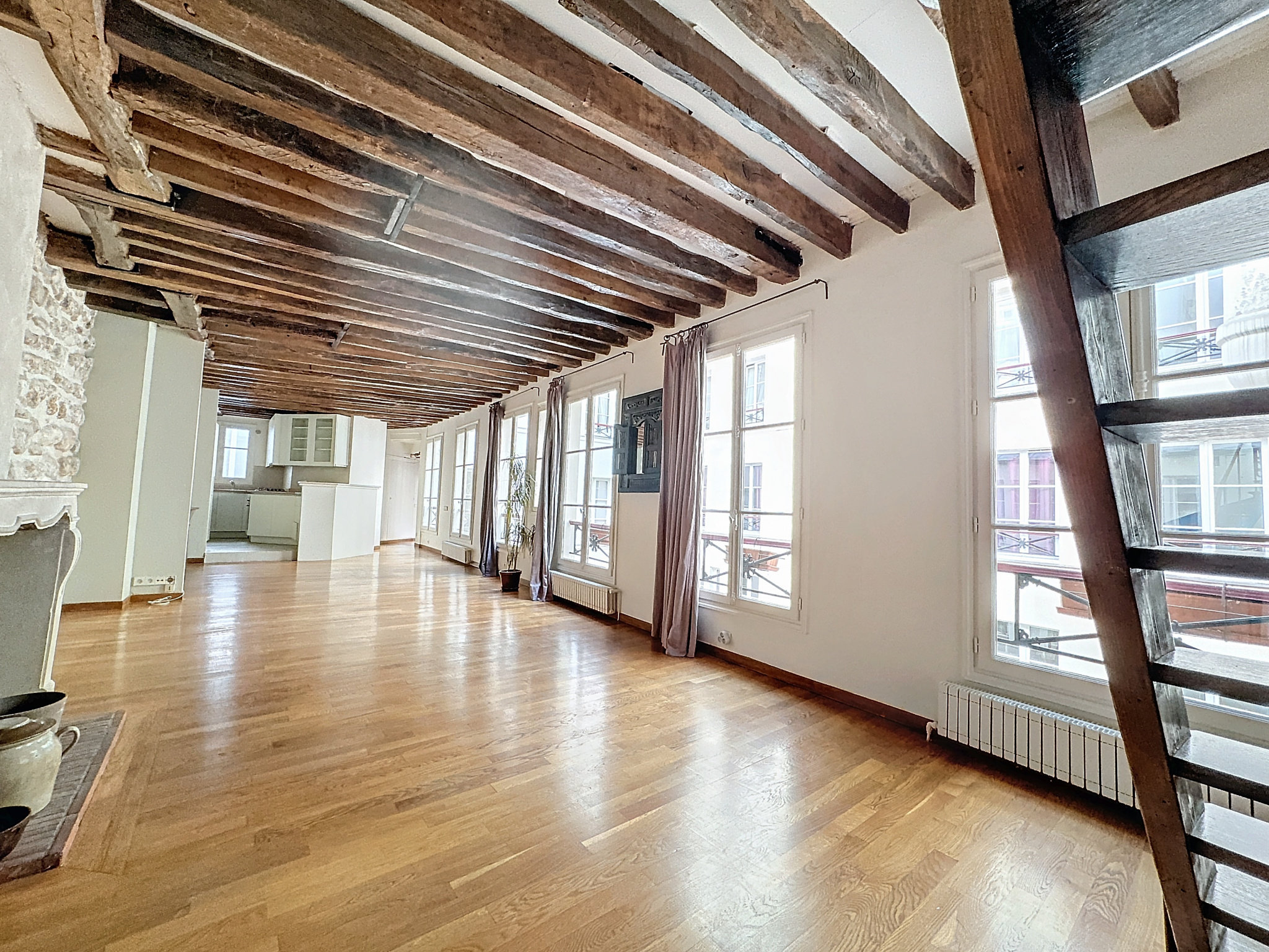 Appartement a louer paris-3e-arrondissement - 3 pièce(s) - 82.38 m2 - Surfyn