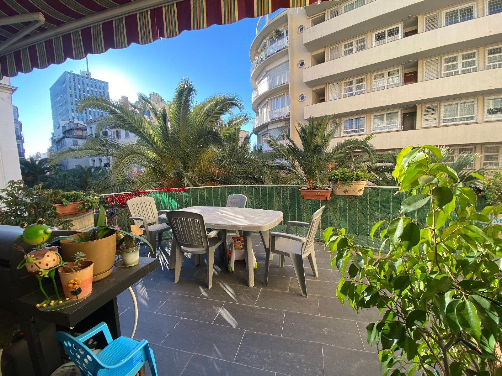 Appartement 4 pièces 101 m² Toulon