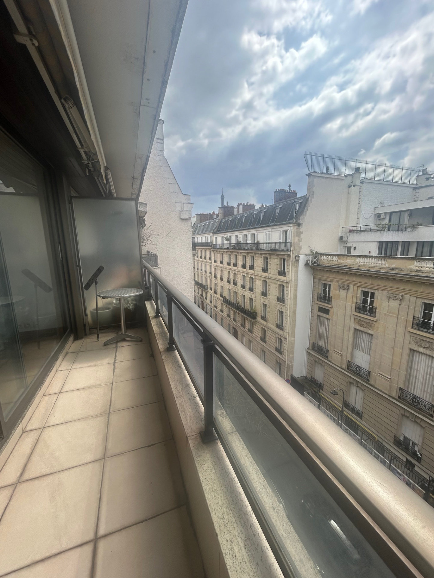 Appartement 1 pièce(s) 28 m²à louer Paris-16e-arrondissement