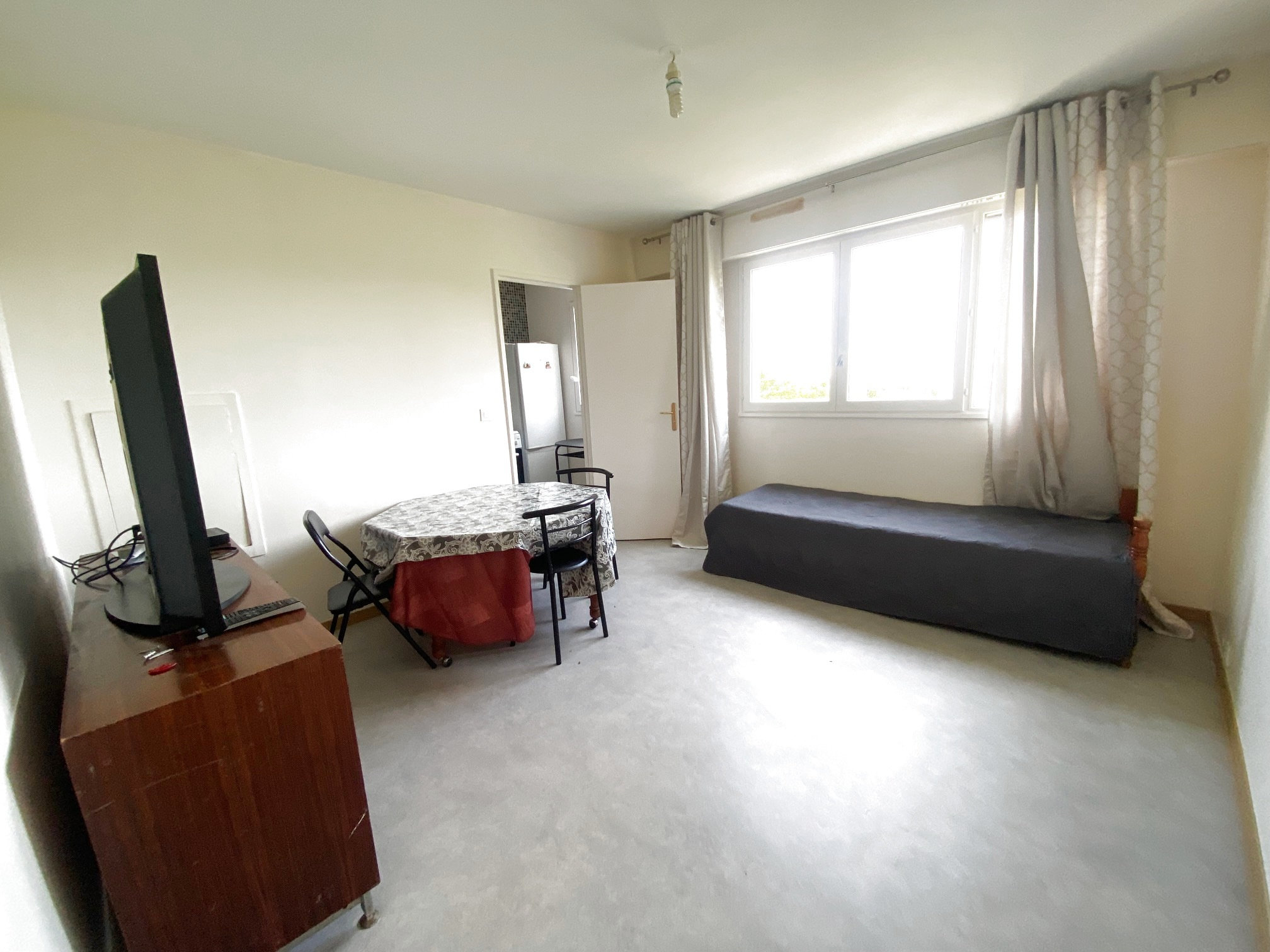 Appartement a louer saint-ouen-l'aumone - 2 pièce(s) - 42.76 m2 - Surfyn