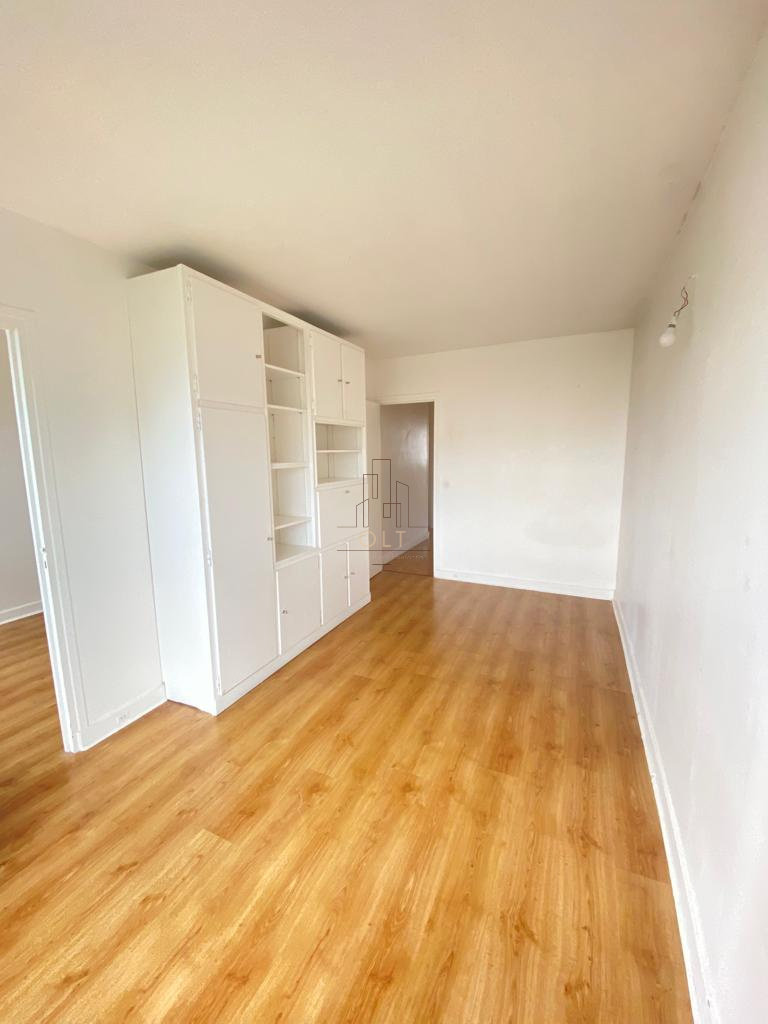 Appartement a louer suresnes - 5 pièce(s) - 104.29 m2 - Surfyn