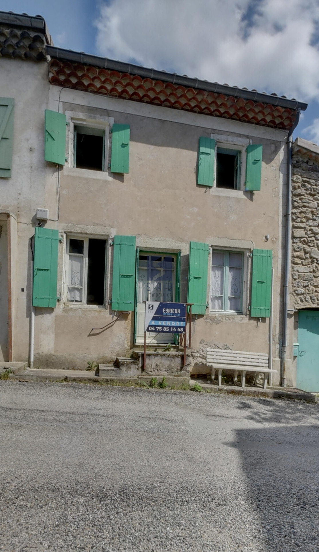 Maison 5 pièces 130 m² Saint-Fortunat-sur-Eyrieux