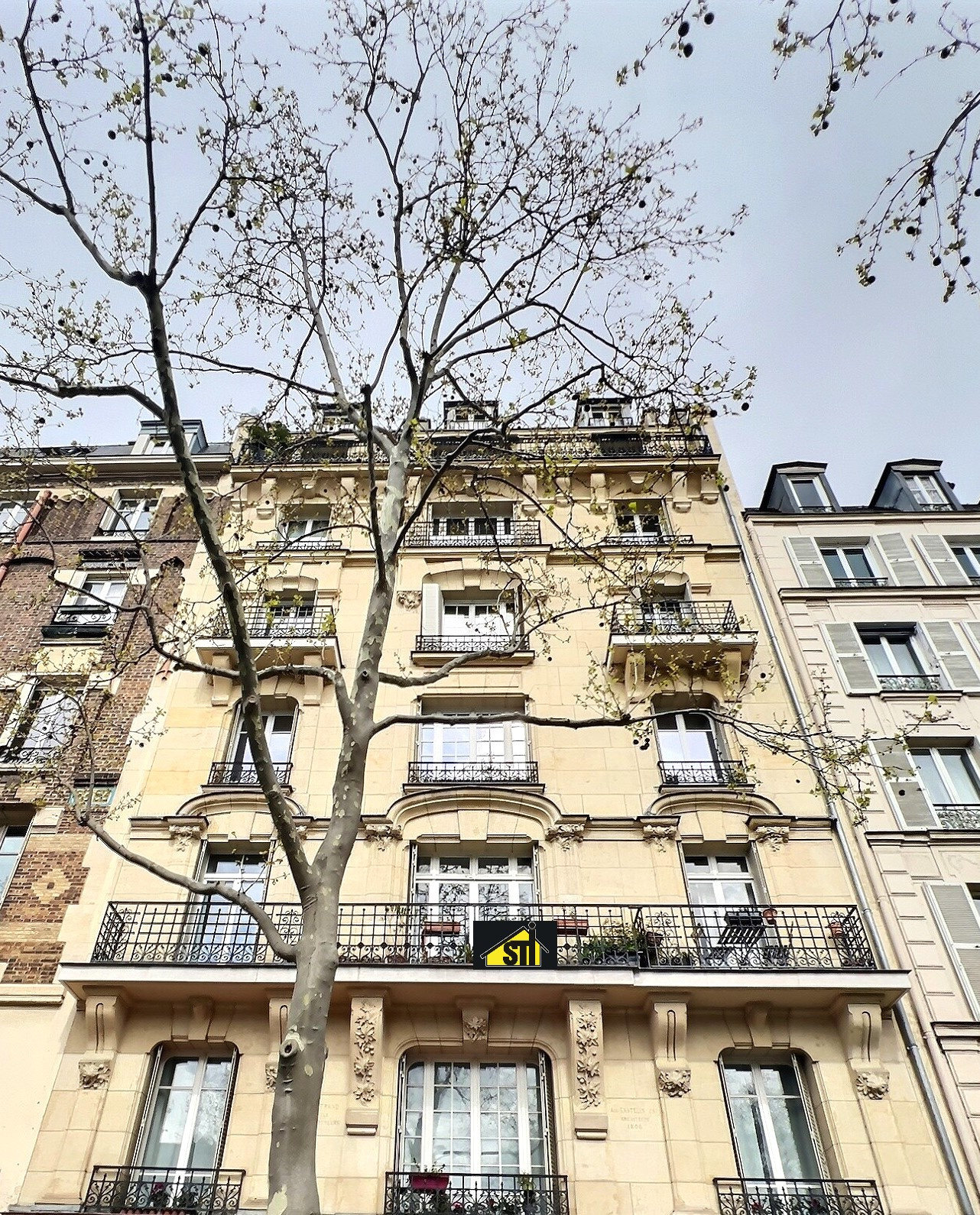 Appartement 4 pièce(s) 79.84 m²à vendre Paris-5e-arrondissement