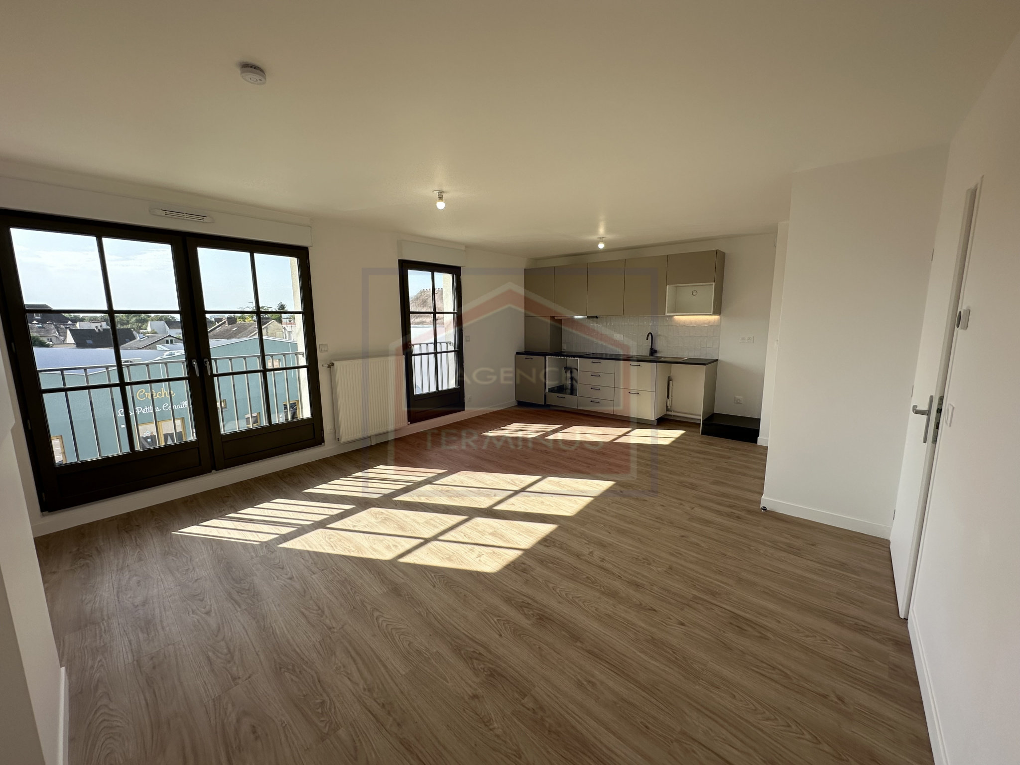 Appartement a louer  - 3 pièce(s) - 57.7 m2 - Surfyn