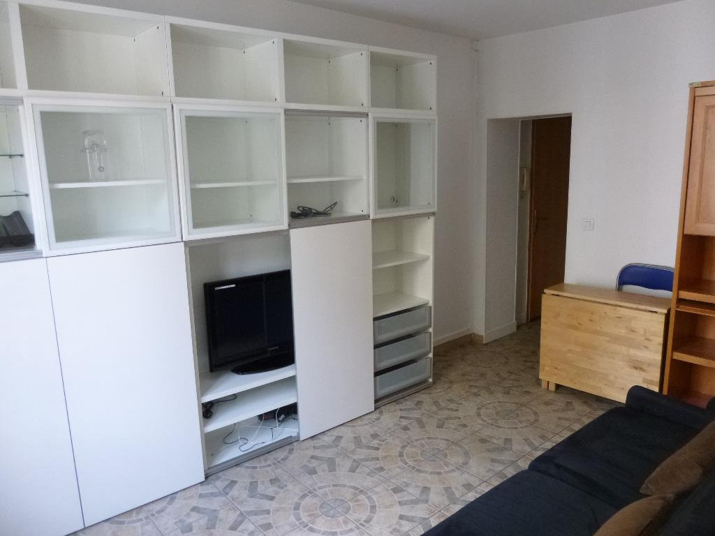 Appartement a louer  - 2 pièce(s) - 30.96 m2 - Surfyn