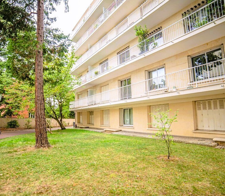 Appartement 3 pièces 77 m² Meudon