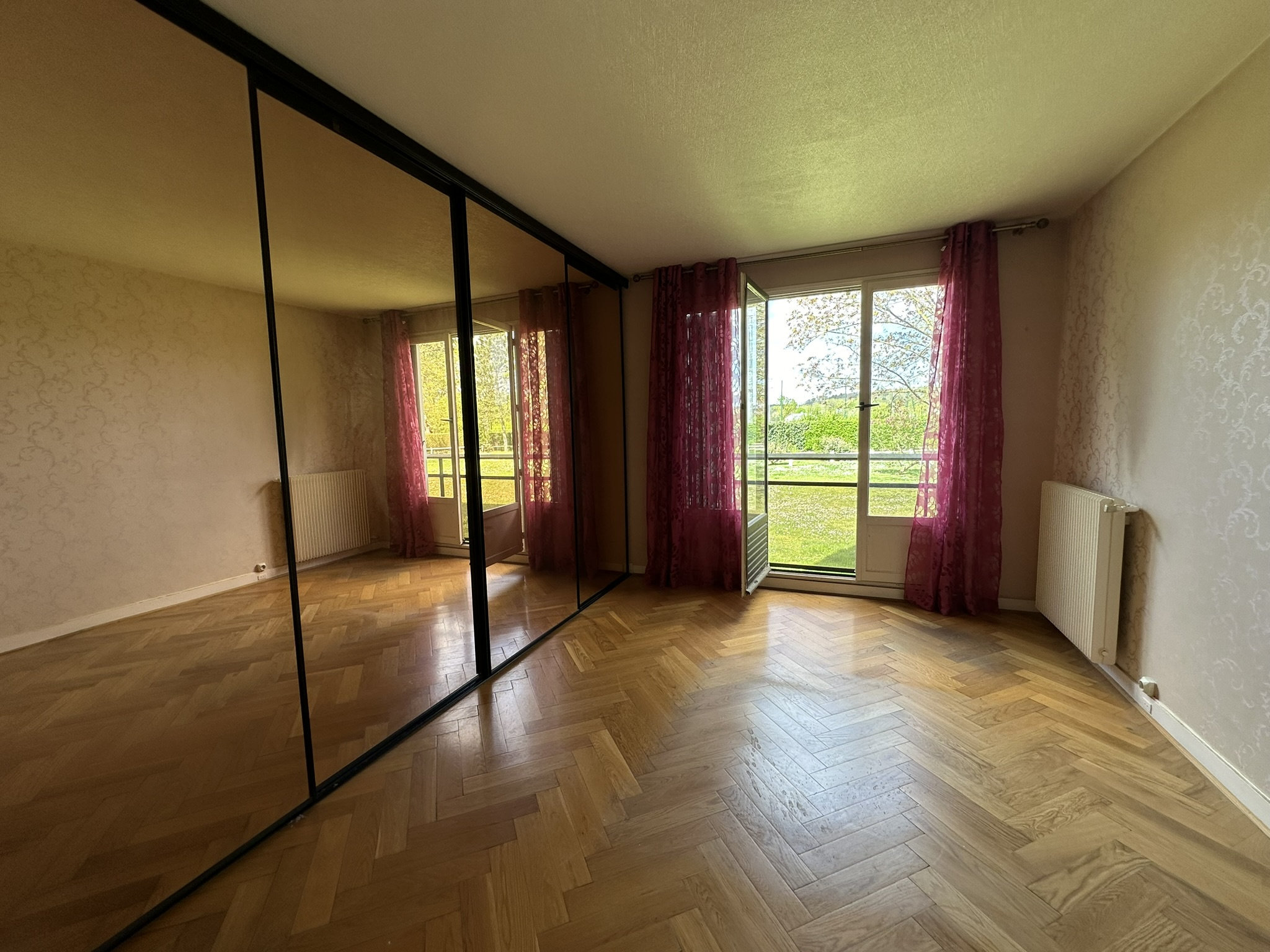 Appartement a vendre  - 4 pièce(s) - 105.6 m2 - Surfyn