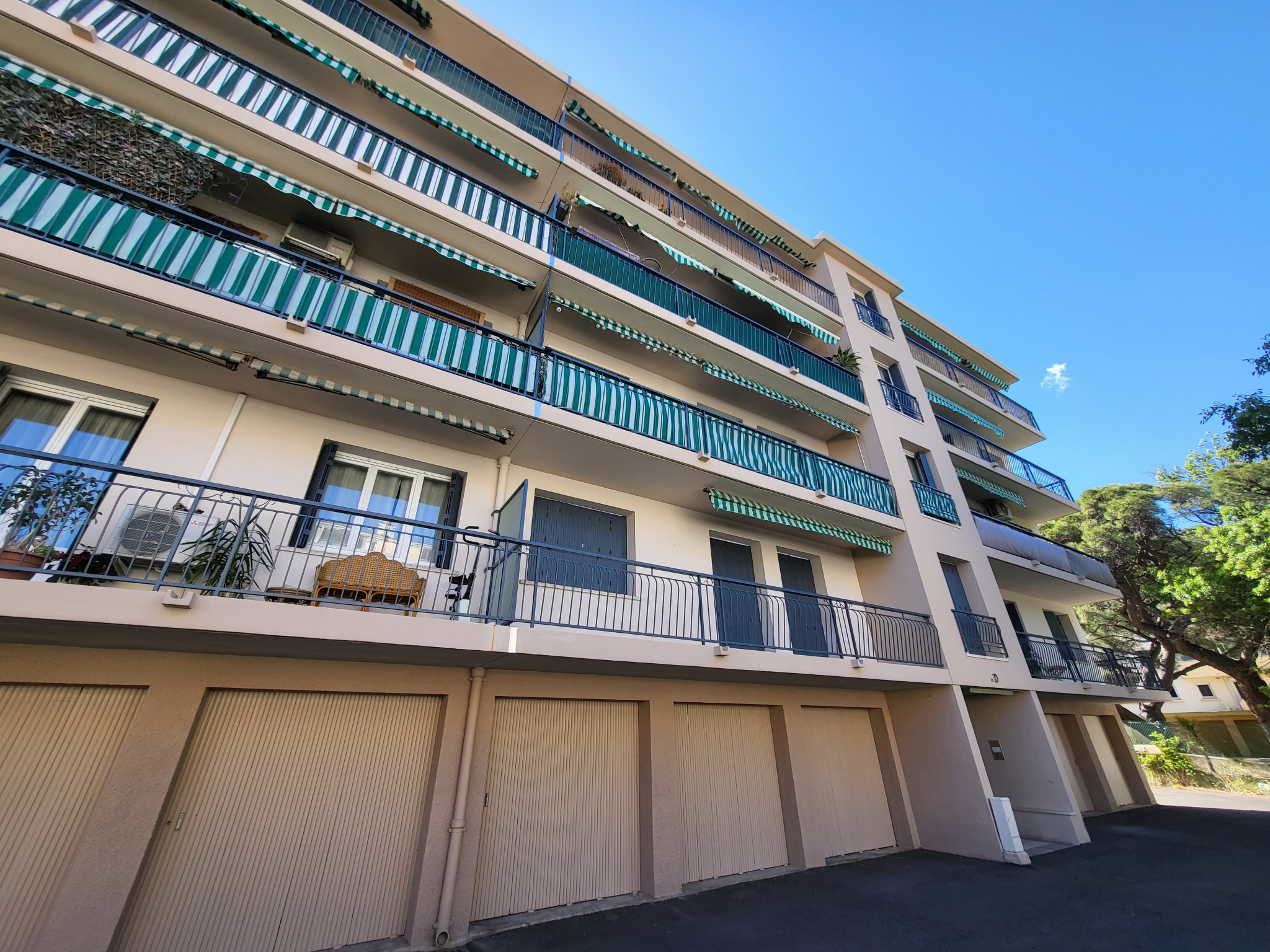 Appartement 4 pièces 92 m² Toulon