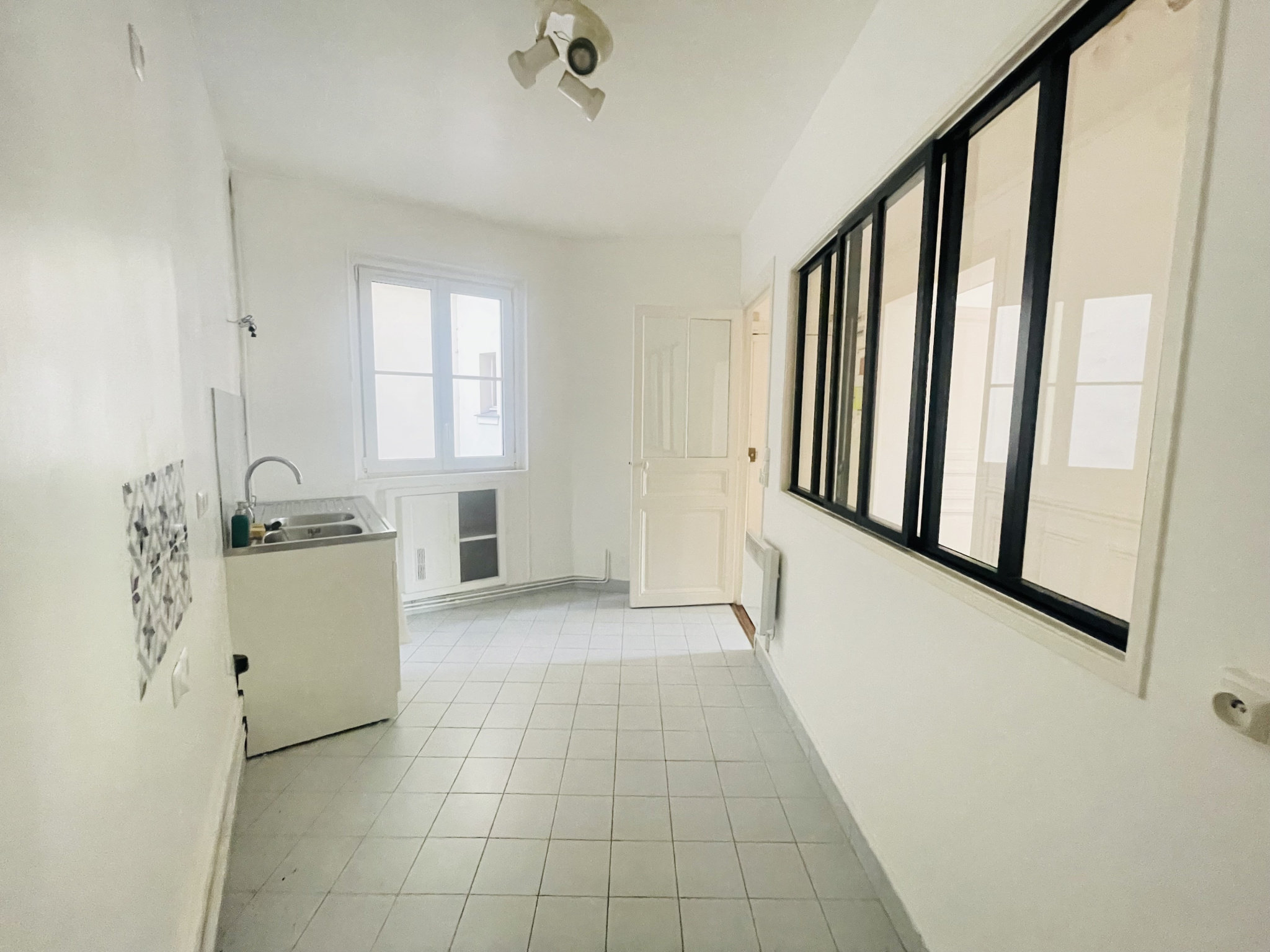 Appartement a louer paris-4e-arrondissement - 3 pièce(s) - 67.94 m2 - Surfyn