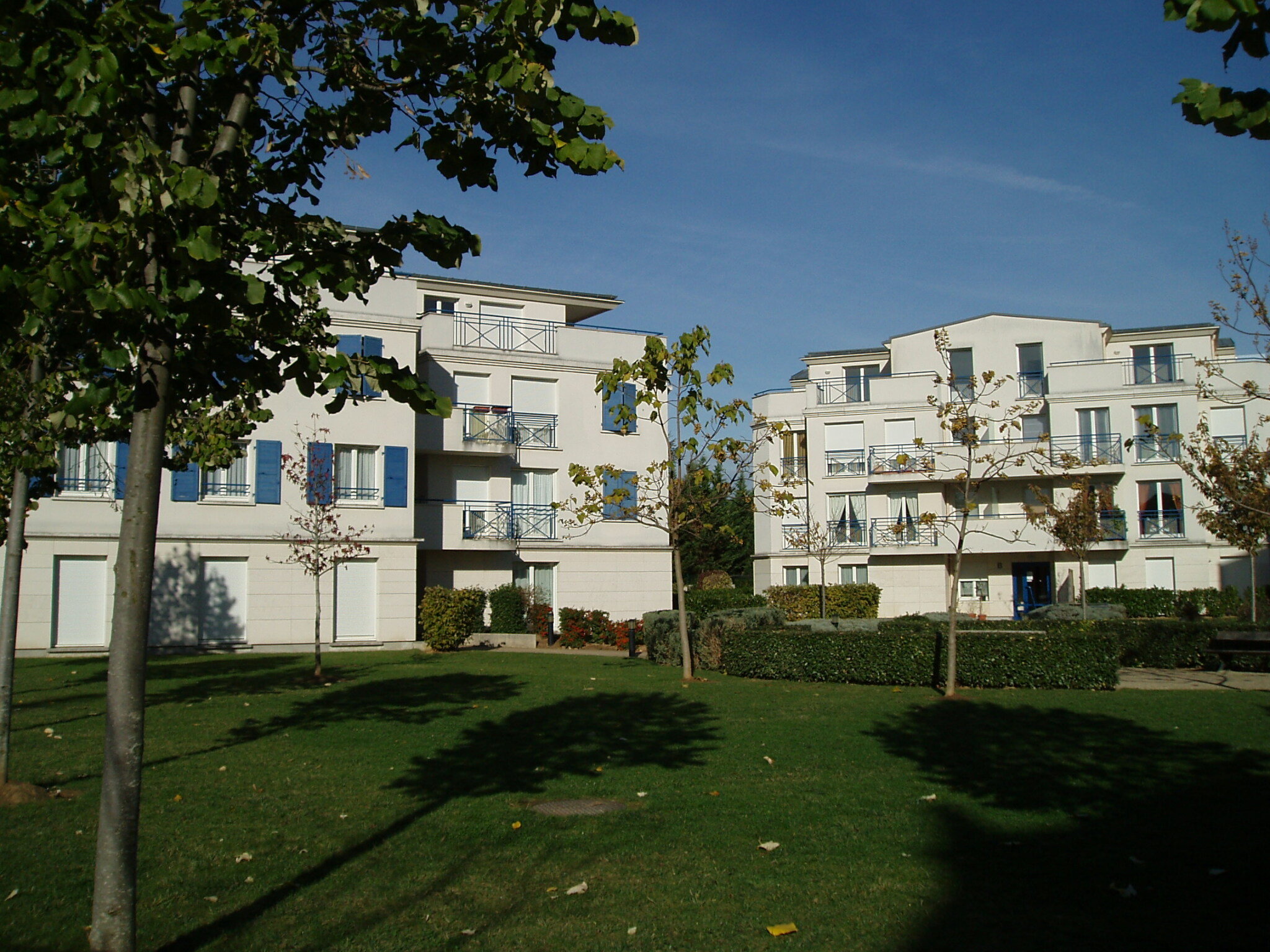 Appartement a louer rueil-malmaison - 5 pièce(s) - 112.9 m2 - Surfyn