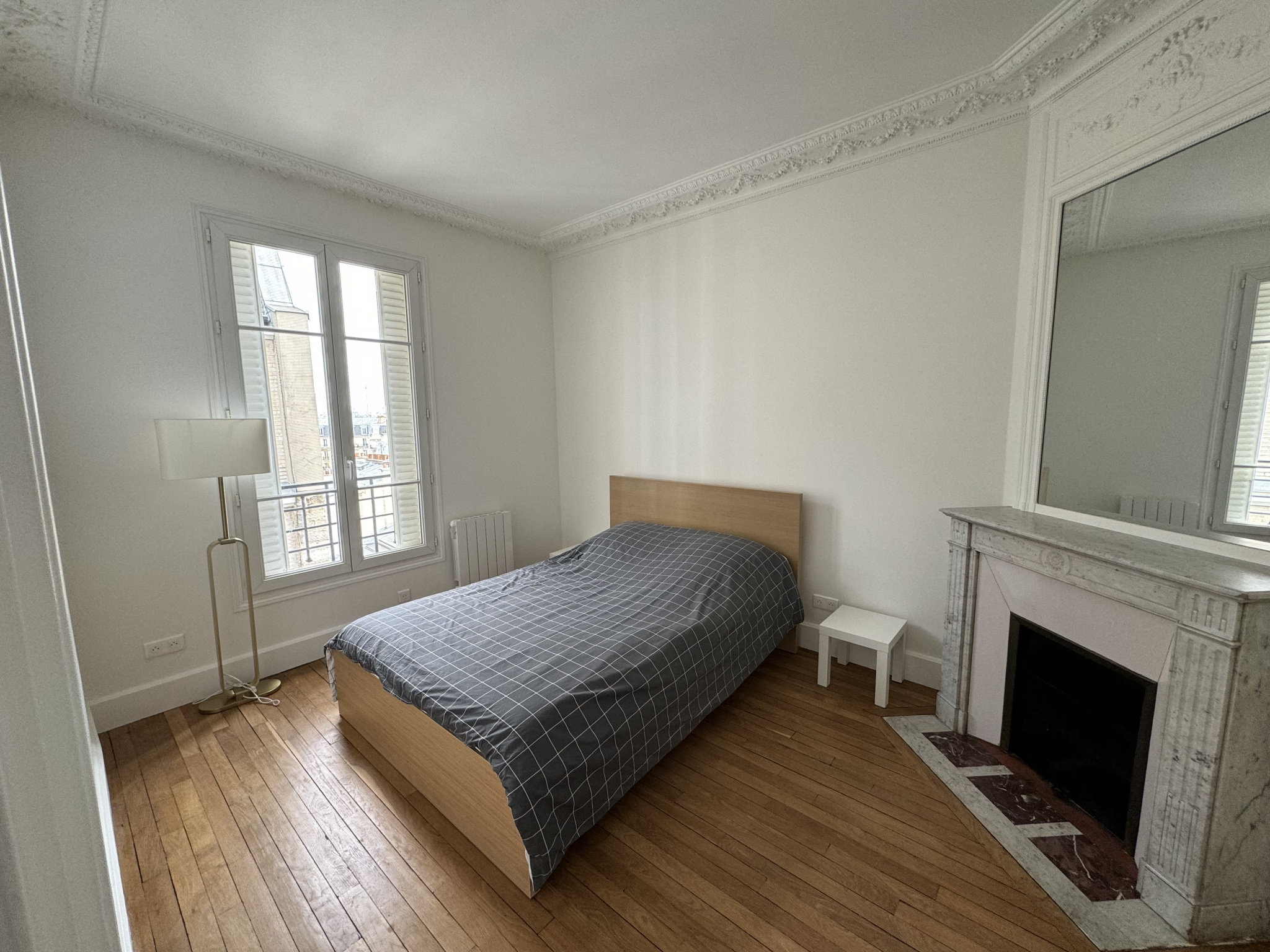 Appartement a louer paris-18e-arrondissement - 4 pièce(s) - 95.4 m2 - Surfyn