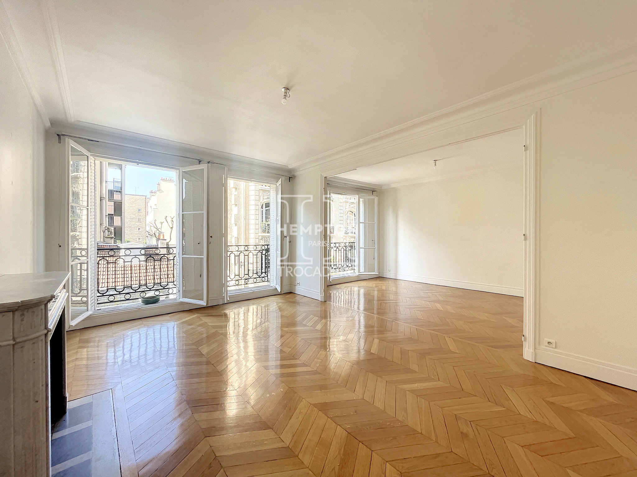 Appartement a louer paris-16e-arrondissement - 4 pièce(s) - 116 m2 - Surfyn