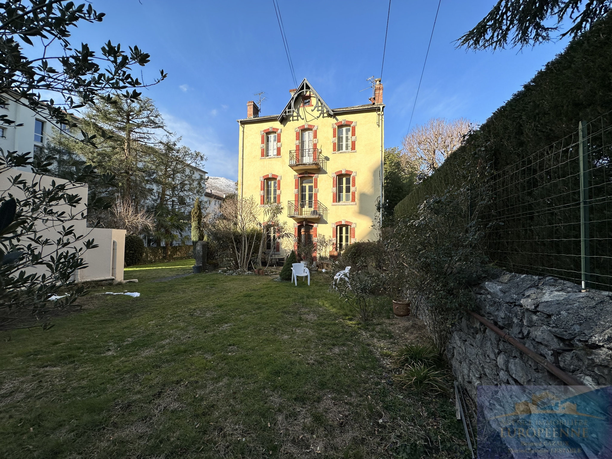 Maison 13 pièces 270 m² Lourdes