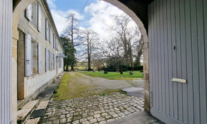 Maison 15 pièces 670 m² Baignes-Sainte-Radegonde