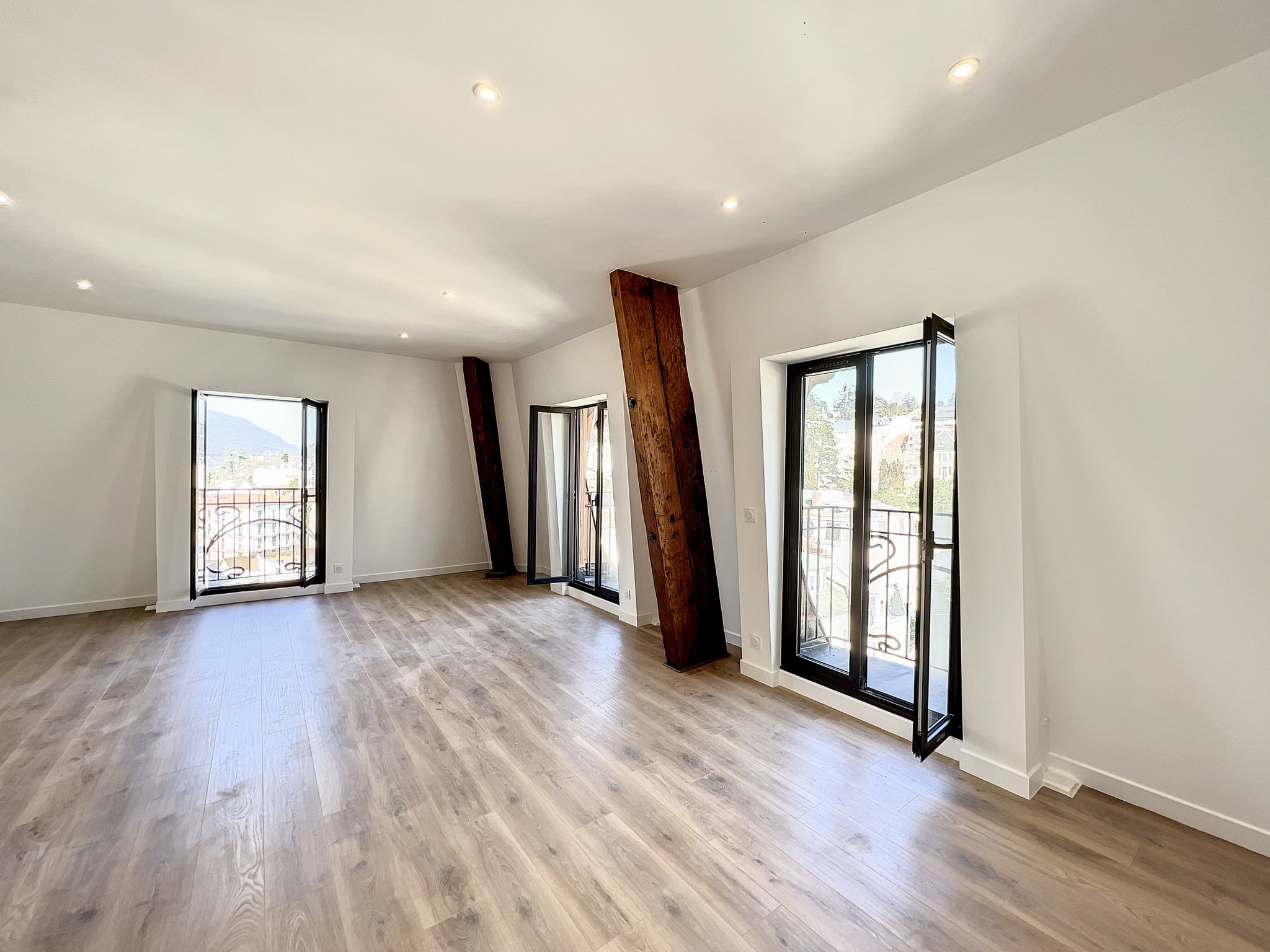 Appartement 4 pièces 130 m²