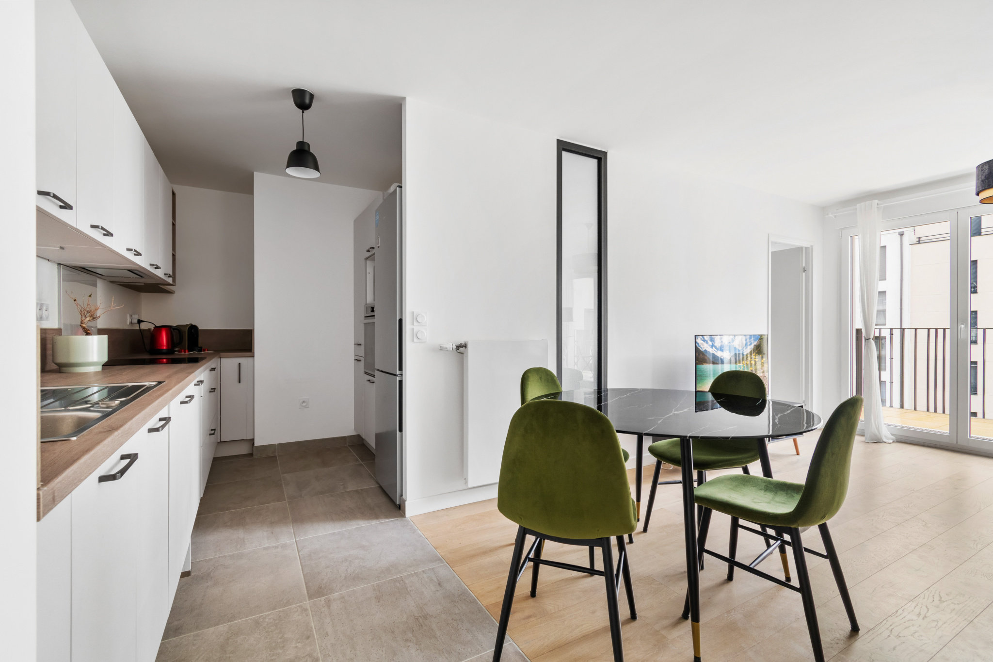 Appartement a louer  - 4 pièce(s) - 81.68 m2 - Surfyn