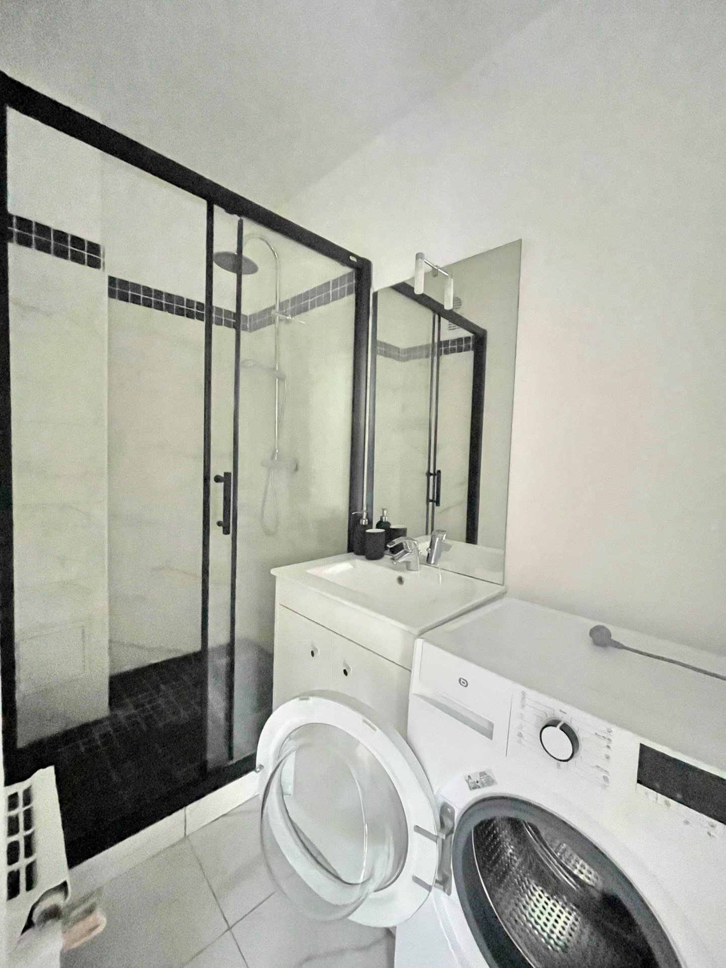 Appartement a louer paris-18e-arrondissement - 1 pièce(s) - 22 m2 - Surfyn