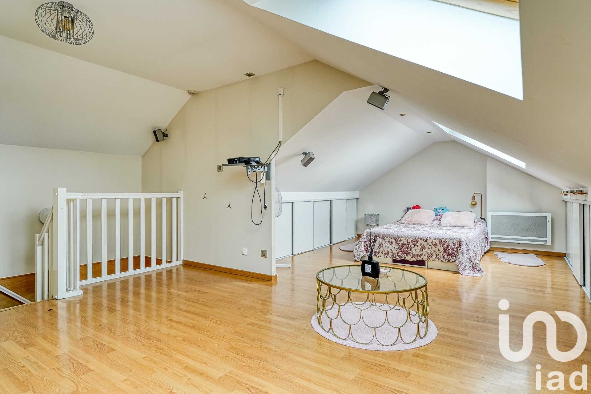 Maison a vendre  - 7 pièce(s) - 180 m2 - Surfyn