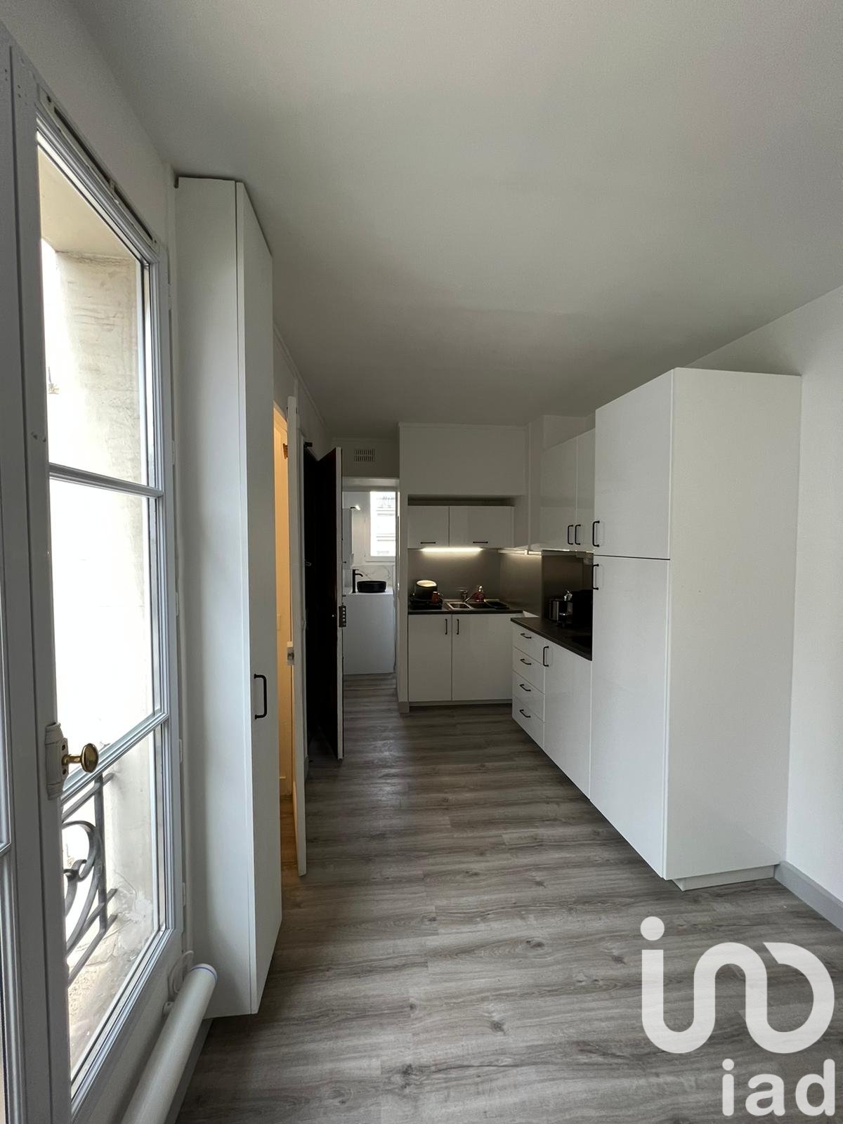 Appartement 2 pièce(s) 24 m²à louer Paris-11e-arrondissement