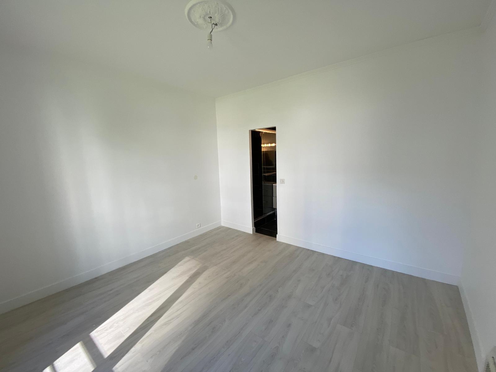 Appartement a louer  - 2 pièce(s) - 43.2 m2 - Surfyn
