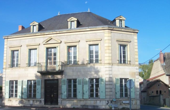 Maison 10 pièces 253 m² Saint-Pourçain-sur-Sioule
