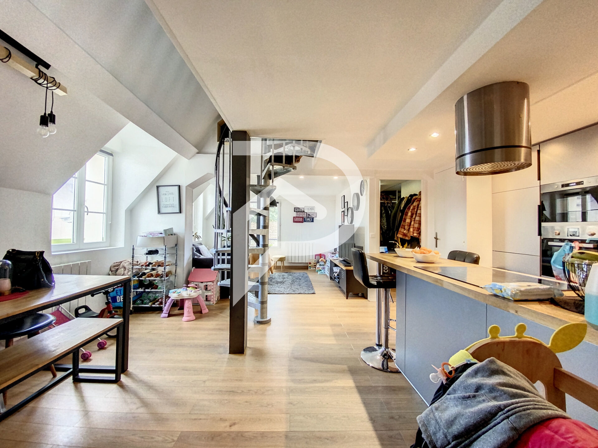 Appartement a vendre rueil-malmaison - 2 pièce(s) - 47 m2 - Surfyn