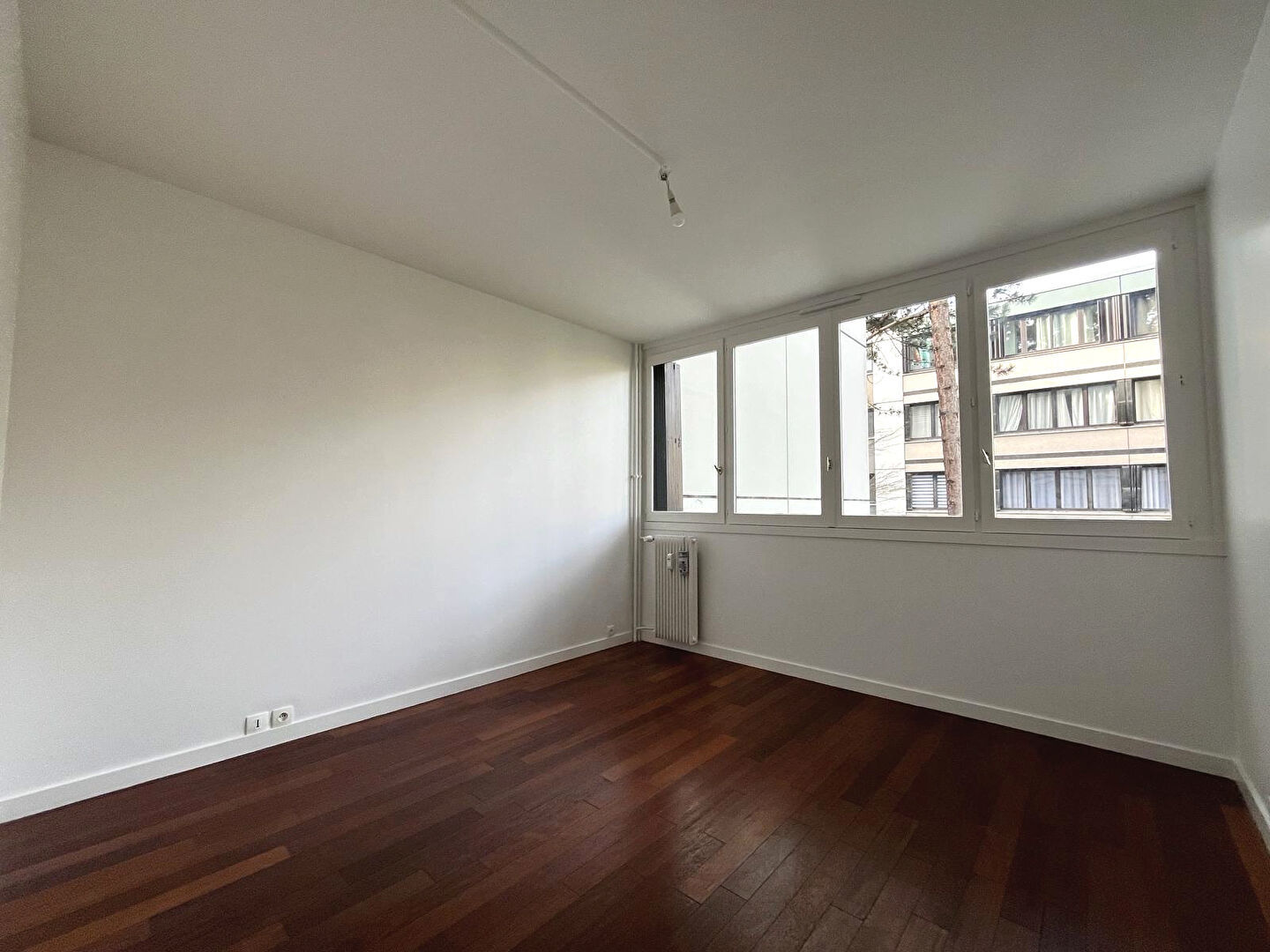 Appartement a louer garches - 4 pièce(s) - 98.47 m2 - Surfyn