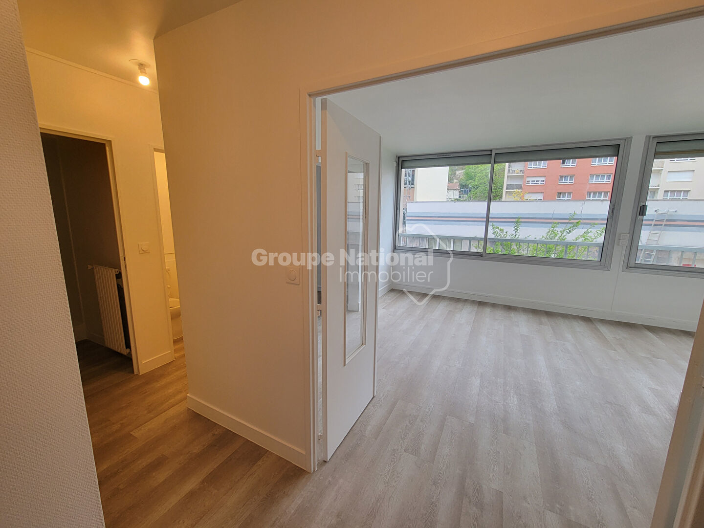 Appartement a louer  - 1 pièce(s) - 37.83 m2 - Surfyn