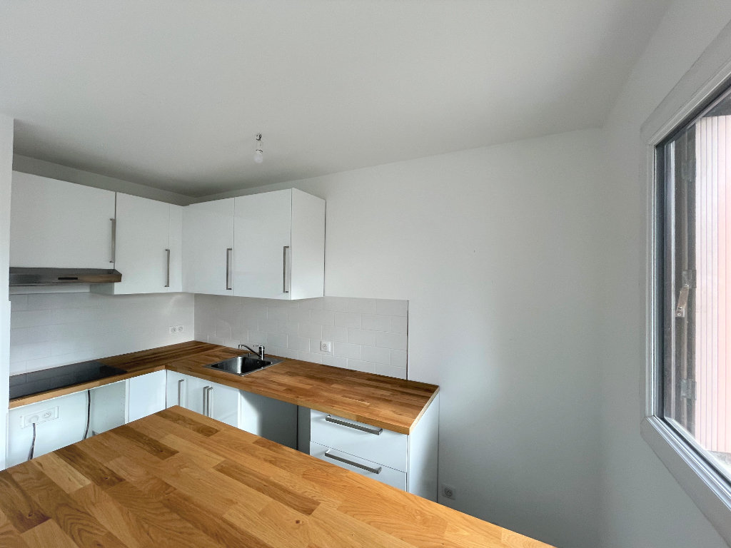 Appartement a louer  - 2 pièce(s) - 39.94 m2 - Surfyn