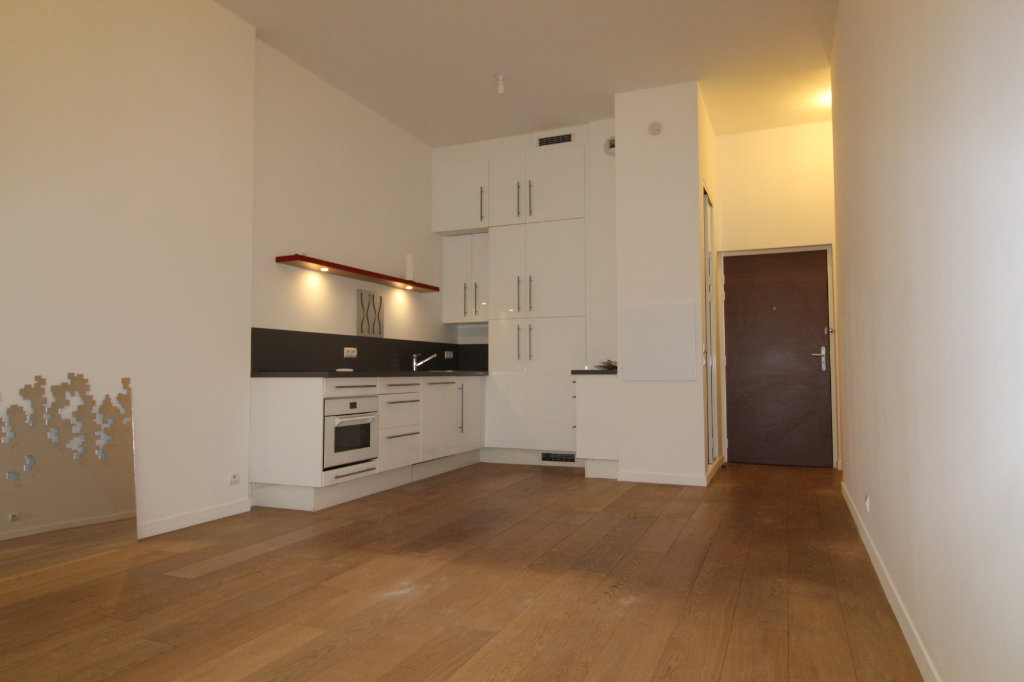 Appartement a louer levallois-perret - 2 pièce(s) - 47.46 m2 - Surfyn