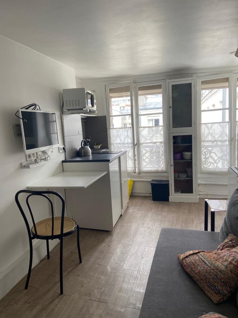 Appartement a louer paris-10e-arrondissement - 1 pièce(s) - 12.02 m2 - Surfyn