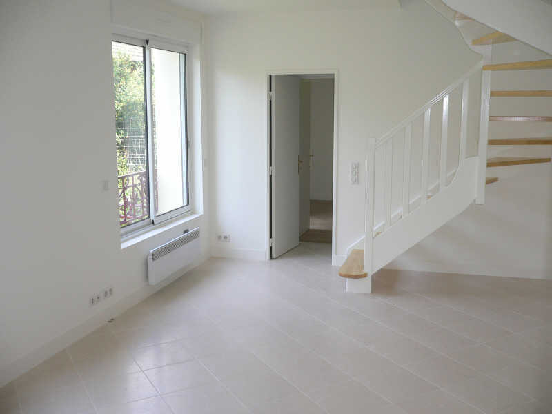 Maison a louer courbevoie - 4 pièce(s) - 85 m2 - Surfyn