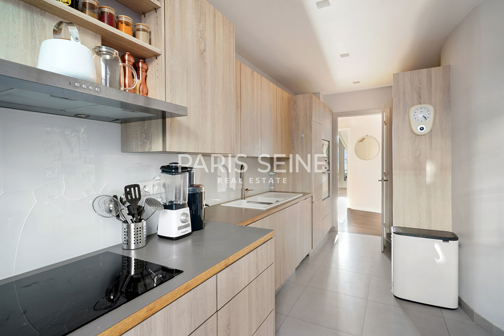 Appartement a louer paris-6e-arrondissement - 6 pièce(s) - 206 m2 - Surfyn