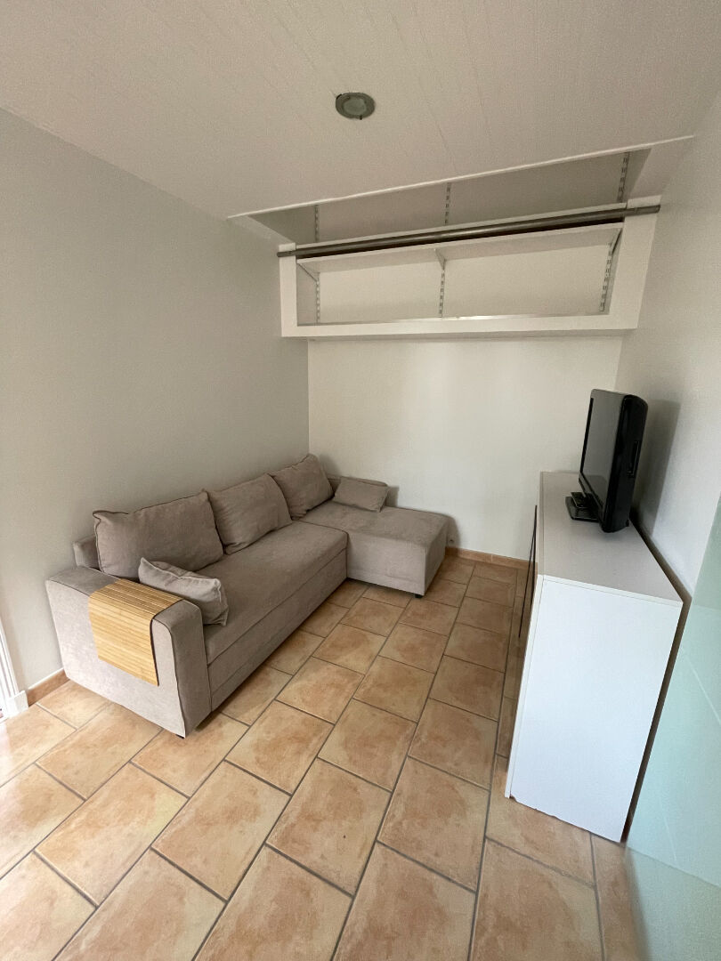 Appartement a louer  - 3 pièce(s) - 44.03 m2 - Surfyn