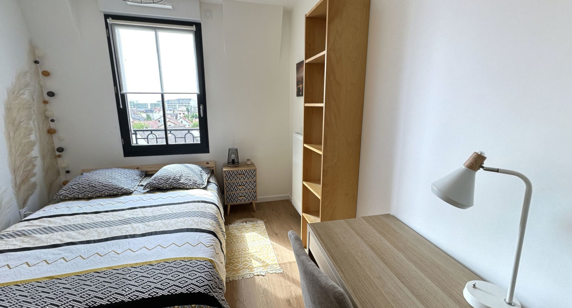 Appartement a louer  - 6 pièce(s) - 100 m2 - Surfyn