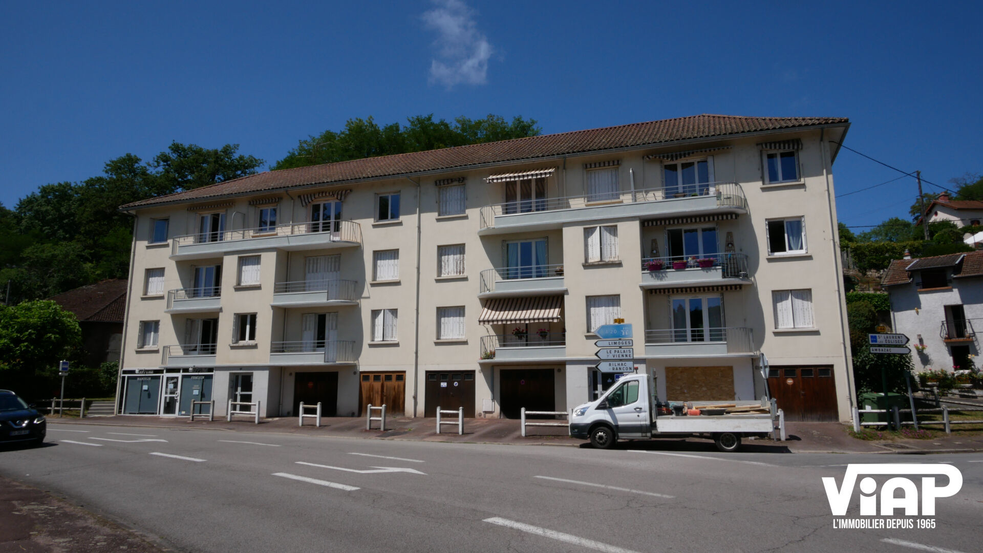 Appartement 4 pièces 74 m² Saint-Priest-Taurion