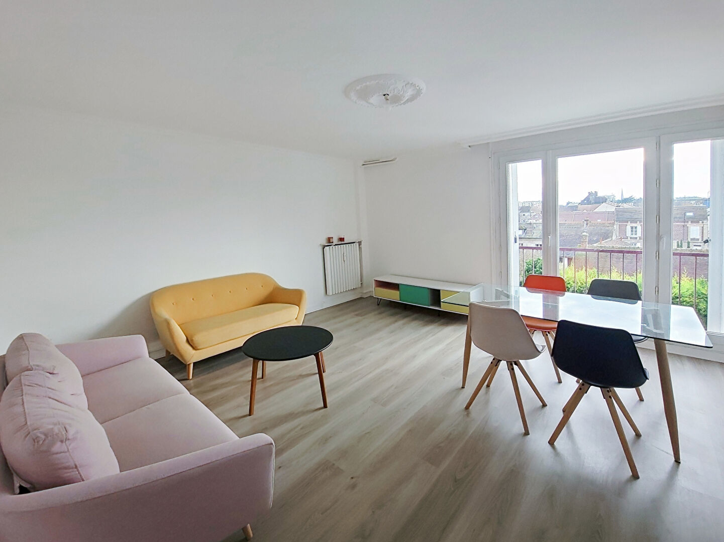 Appartement 5 pièces 97 m² Venette