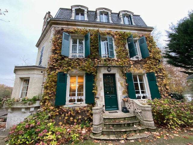 Maison 9 pièces 285 m² Saint-Aigny