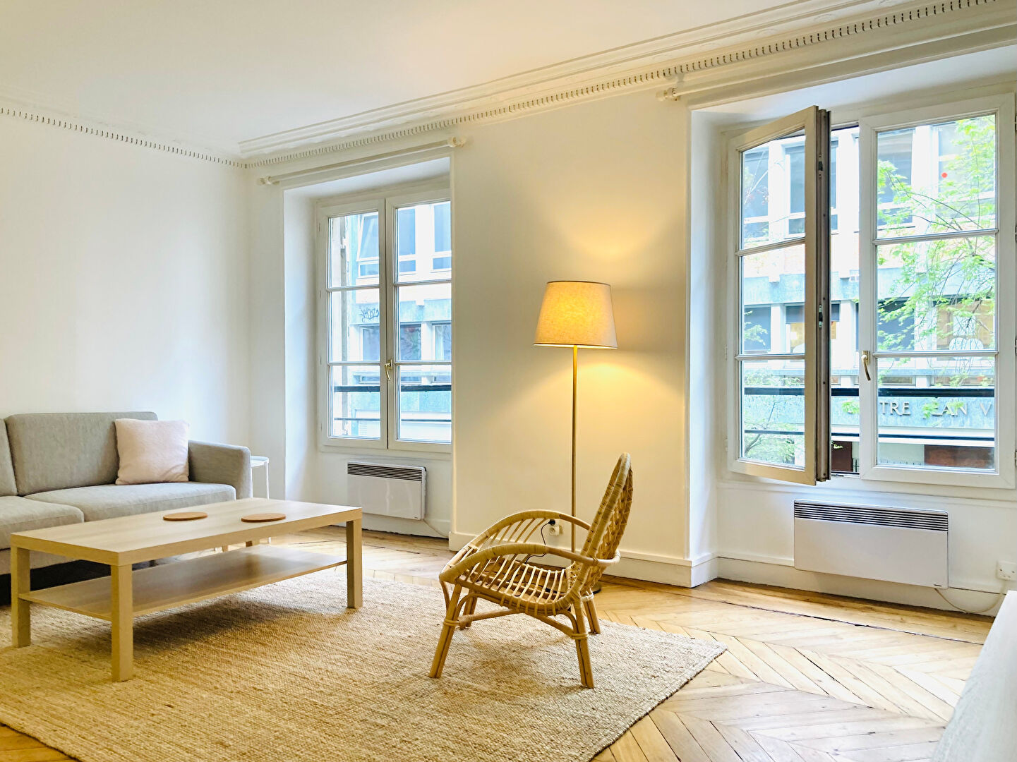 Appartement 4 pièce(s) 93 m²à louer Paris-10e-arrondissement