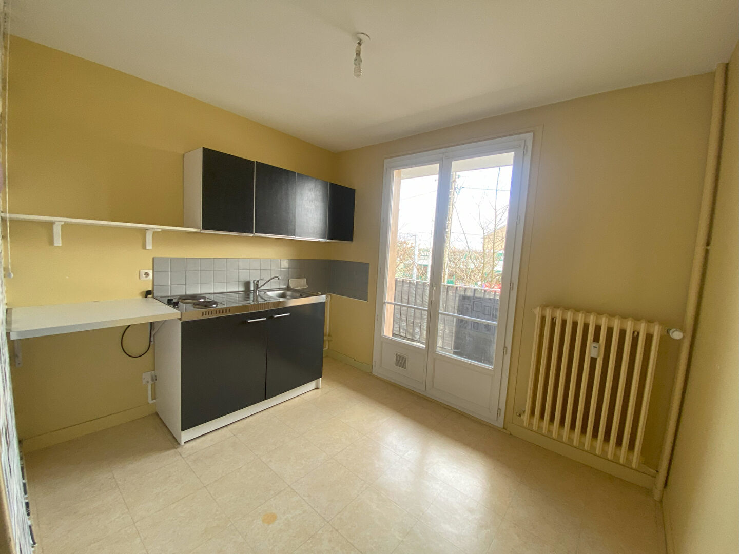 Appartement 1 pièce 35 m² chateauroux