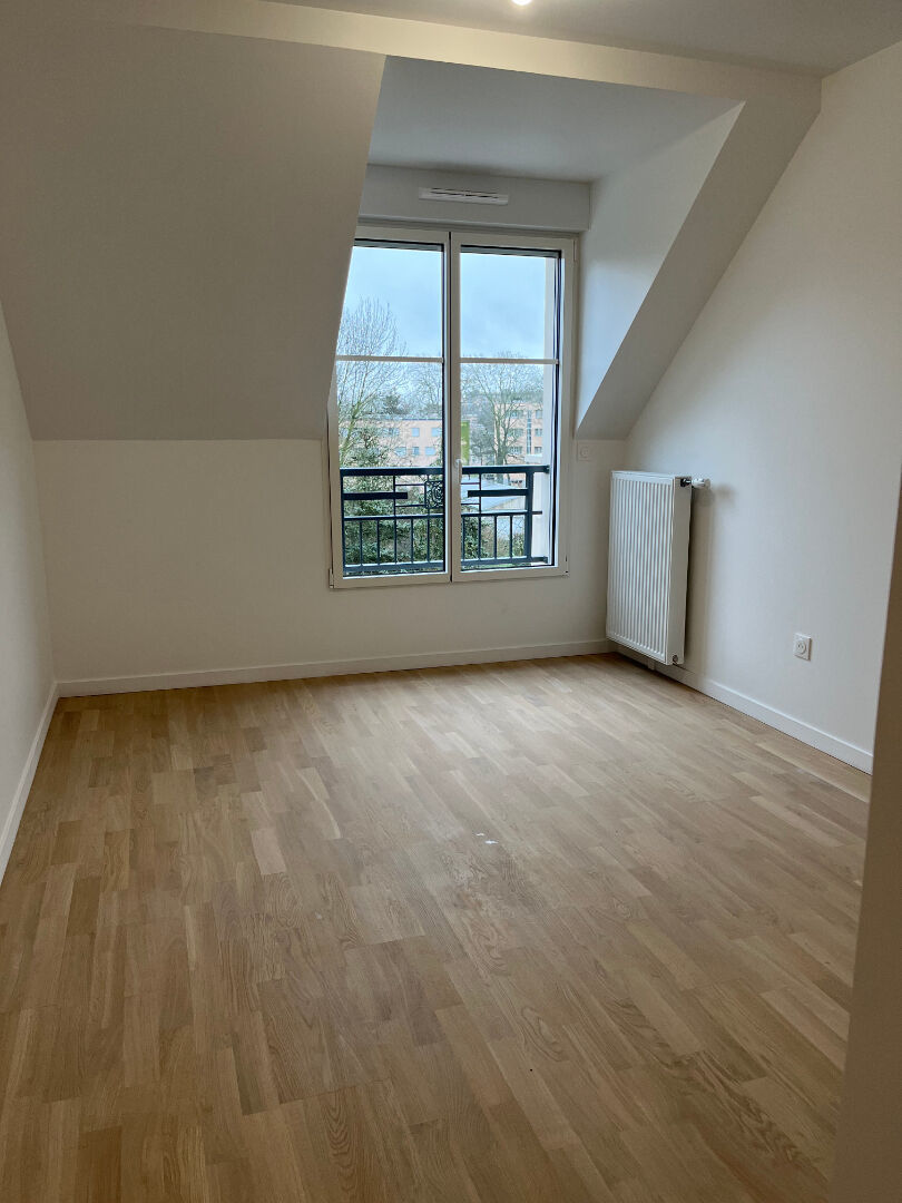 Appartement a louer  - 3 pièce(s) - 70.7 m2 - Surfyn