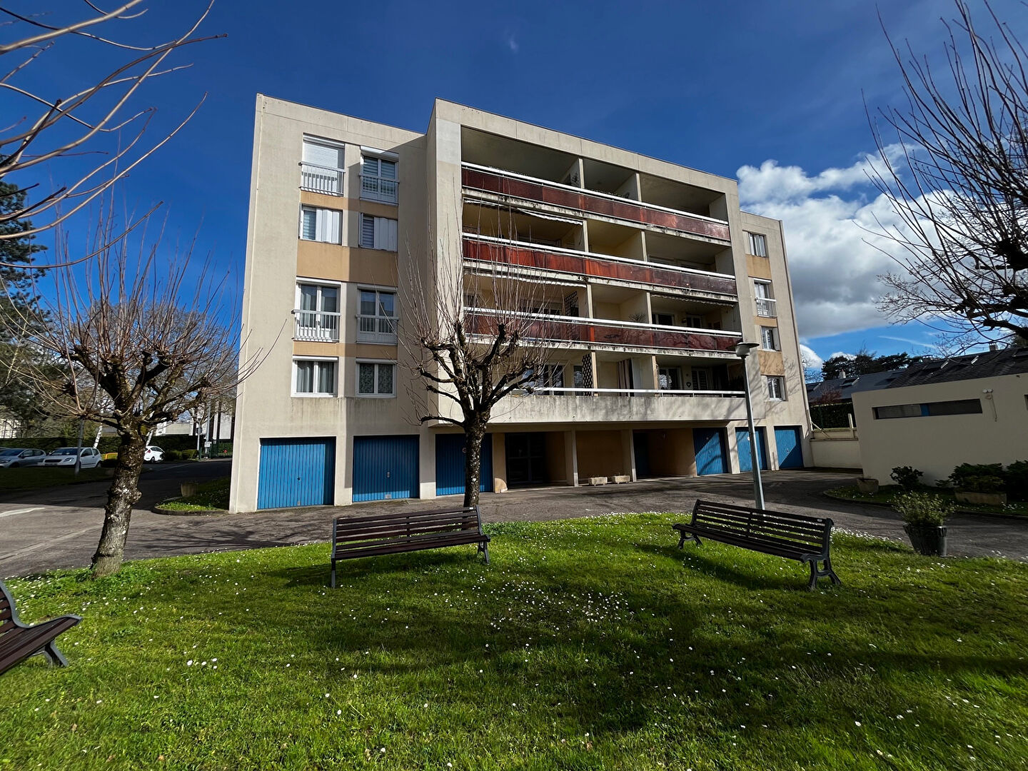 Appartement 4 pièces 74 m² Saint-Cyr-en-Val