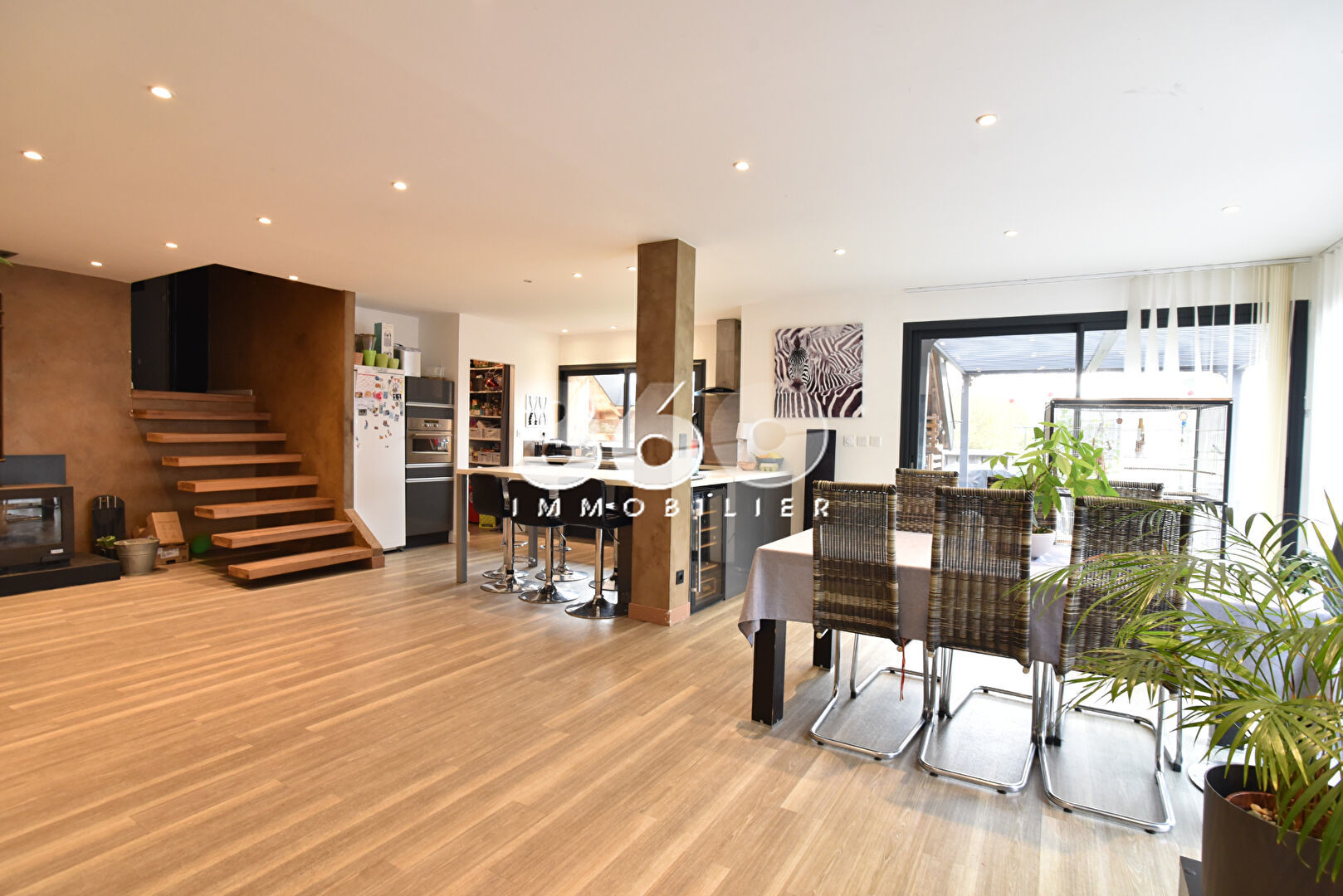 Appartement 6 pièces 227 m² Viviers-du-Lac