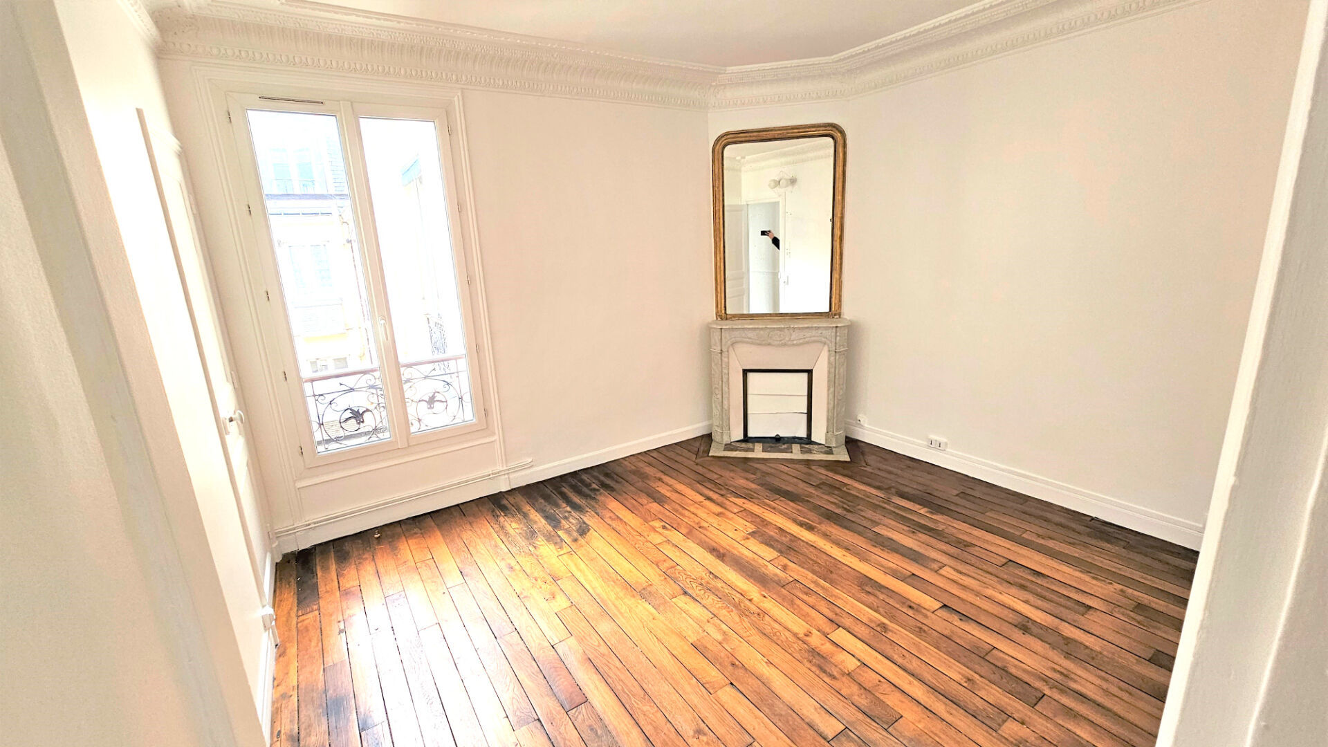 Appartement a louer paris-15e-arrondissement - 5 pièce(s) - 158.2 m2 - Surfyn